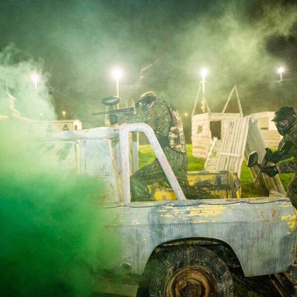 Paintball Prague-iluminated vietnam field.